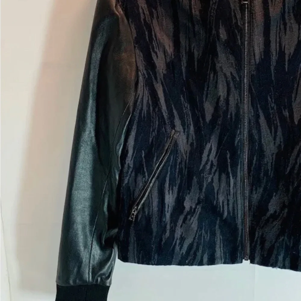 BCBGMaxAzria Jacket - Picture 3 of 6